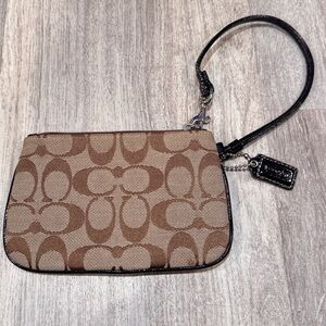 Coach Signature C Canvas Wristlet Brown Tan Logo Zip Pouch Wallet